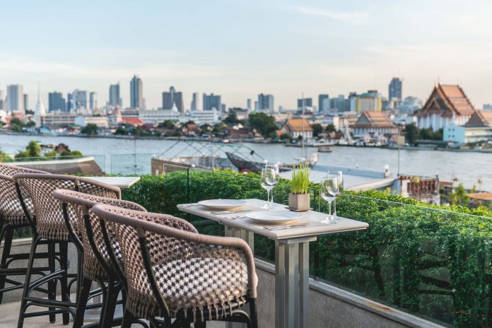 Top 9 Best Hotels In Riverside Bangkok For Your Amazing Holiday